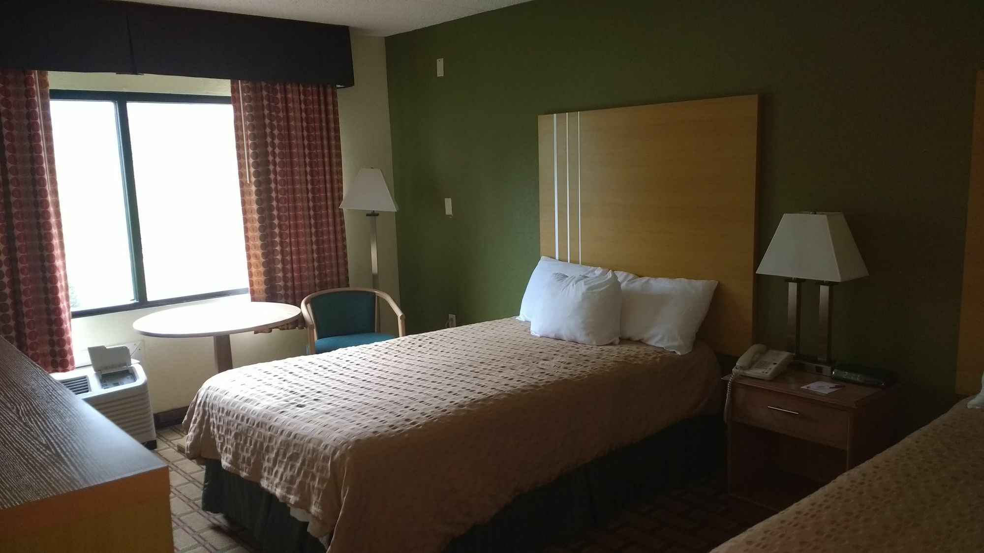 Ramada By Wyndham Asheville Southeast Exterior foto